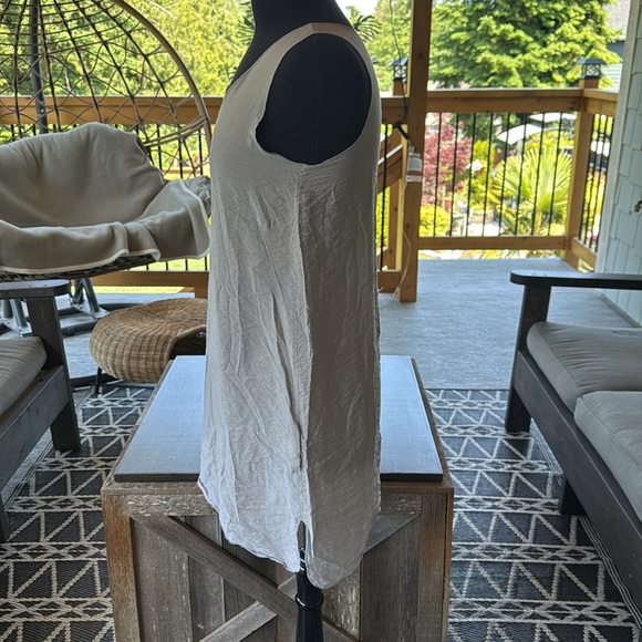 Cut•Loose | Long Tank Top / Tunic - Picture 3 of 6